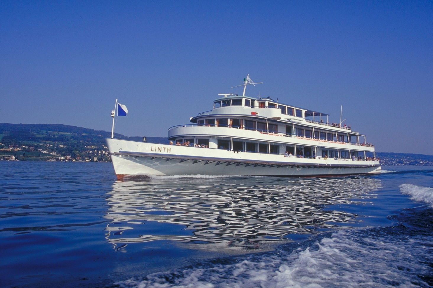 Leinen los und mit Volldampf über den Zürichsee!