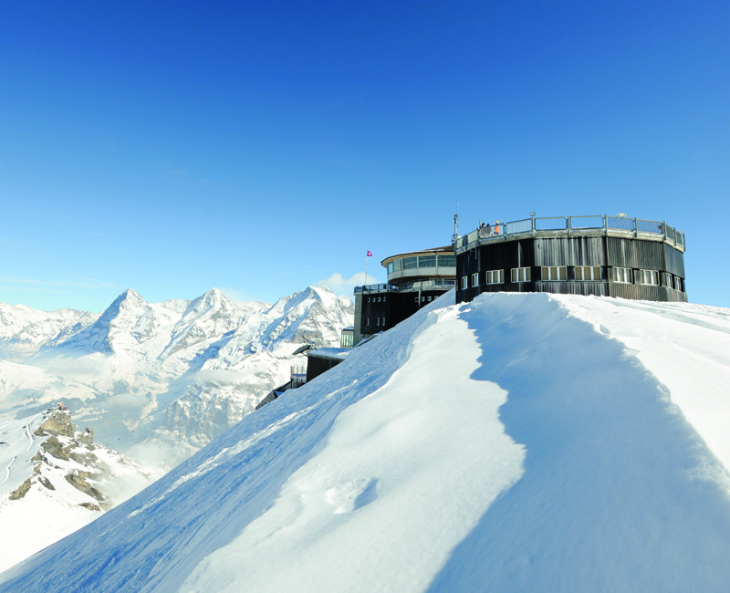 «Schilthorn meets Russia»: Russische Spezialitäten auf 3000 Metern über Meer.  Foto: Jost von Allmen 