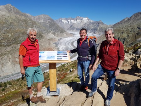 Thementafeln «der Grosse Aletschgletscher im Wandel der Zeit» auf der Moosfluh sind Lanciert