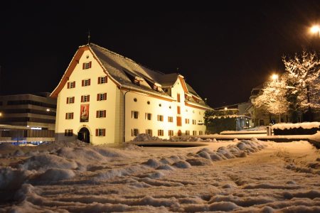 Das Forum Schweizer Geschichte Schwyz auf der Hofmatt, im Schneegstöber anfangs Februar 2019 © Foto Peter Furrer, Schweizerisches Nationalmuseum
